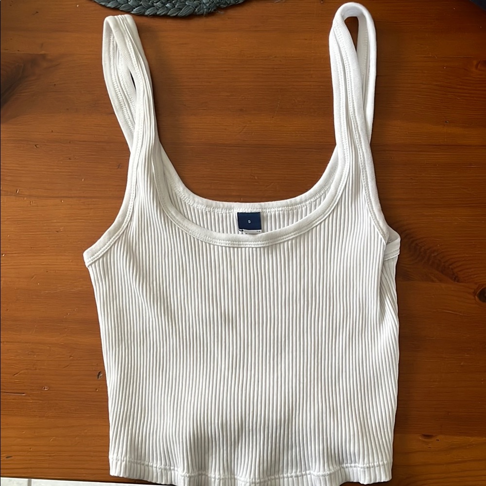 White Basic Crop Top